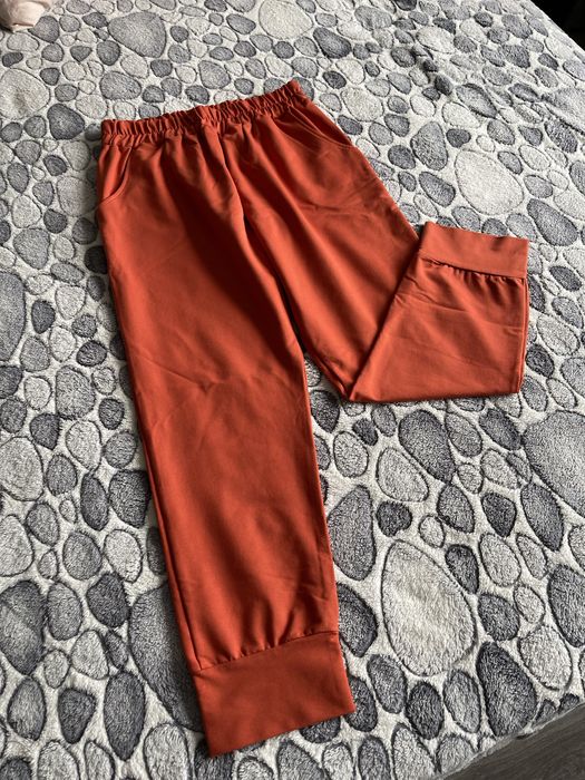 Дамски комплект от две части