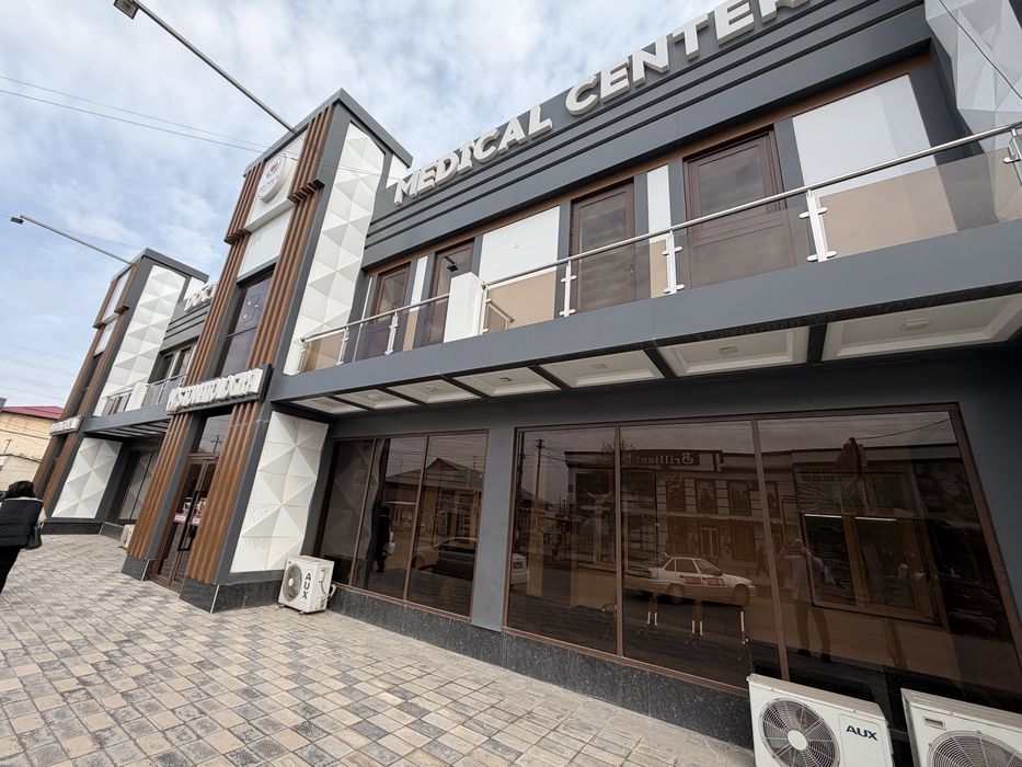 Bino sotiladi  2 etajlik