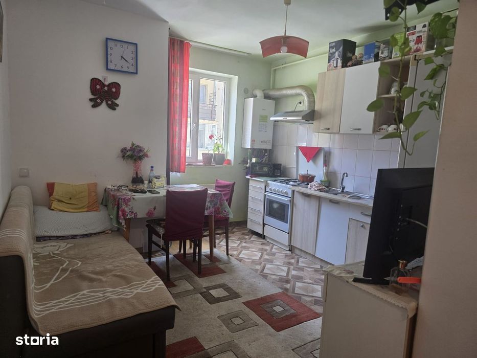 Apartament 1 camera l Su 38 mp l Parcare l Strada Florilor