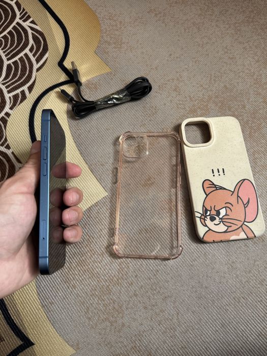 Продам телефон Айфон 13 128Gb/98