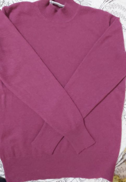 Pulover casmir +cadou Avon