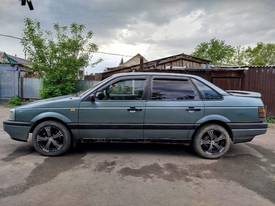 Volkswagen Passat 1.8 обменяю