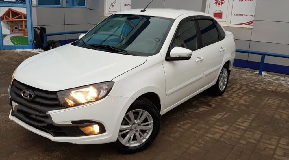 Гранта ФЛ 2021в отличном состоянии