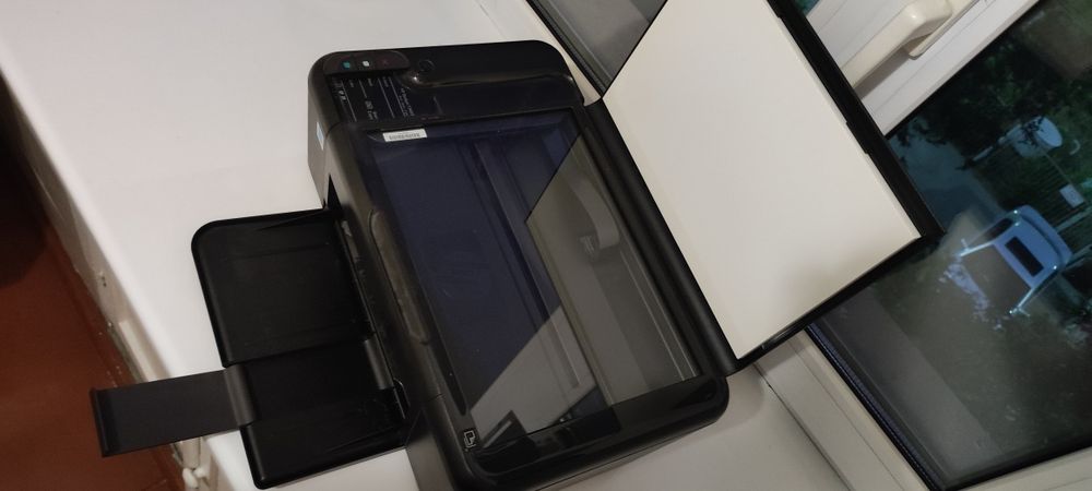 Принтер HP Deskjet F2483