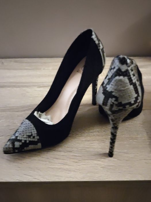 Официални обувки