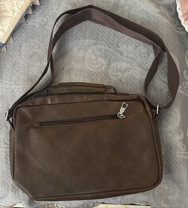 Барсетка кожанная