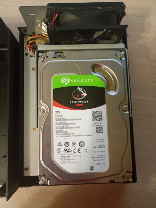 hdd ironwolf second hand si noi de vanzare • Anunturi • OLX.ro