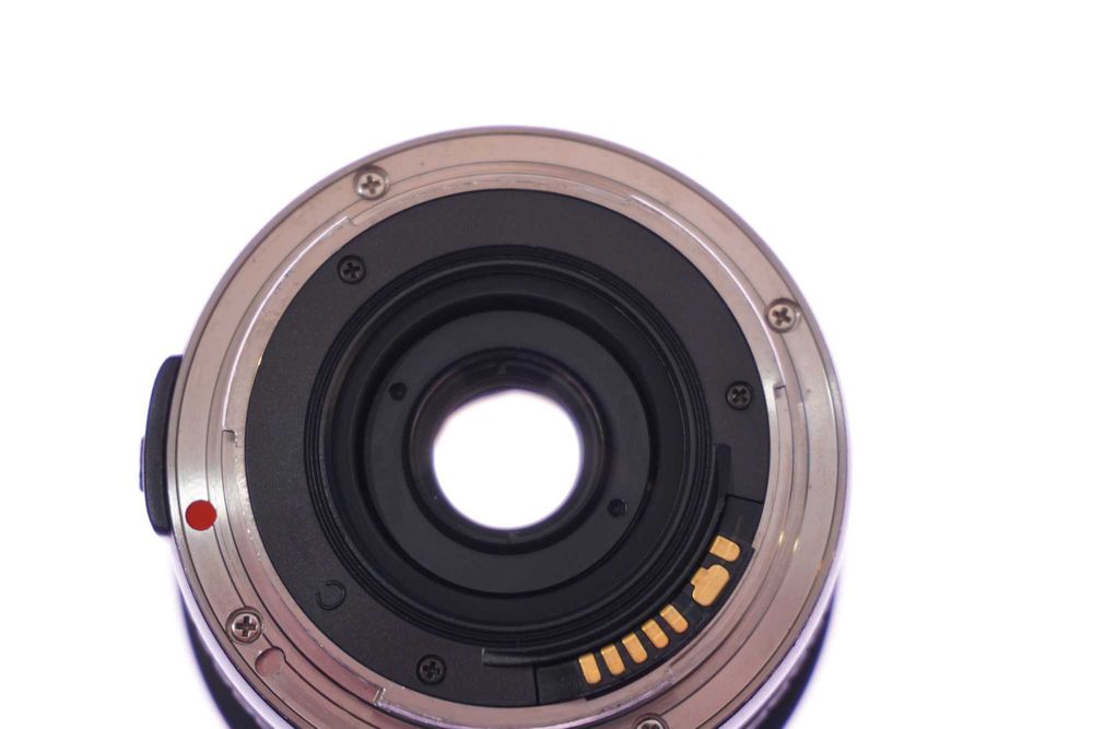 Obiectiv Full Frame Cosina 19-35mm F3.5-4.5 MC – Canon EF