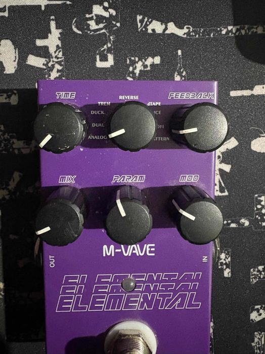 Reverb/delay педален ефект за китара M WAVE