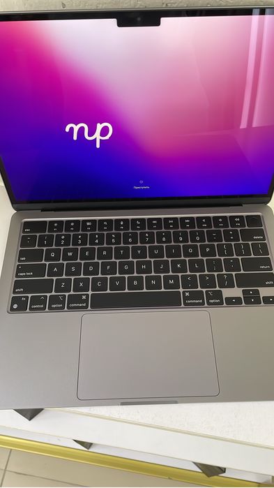 Macbook Air M2 2022 год