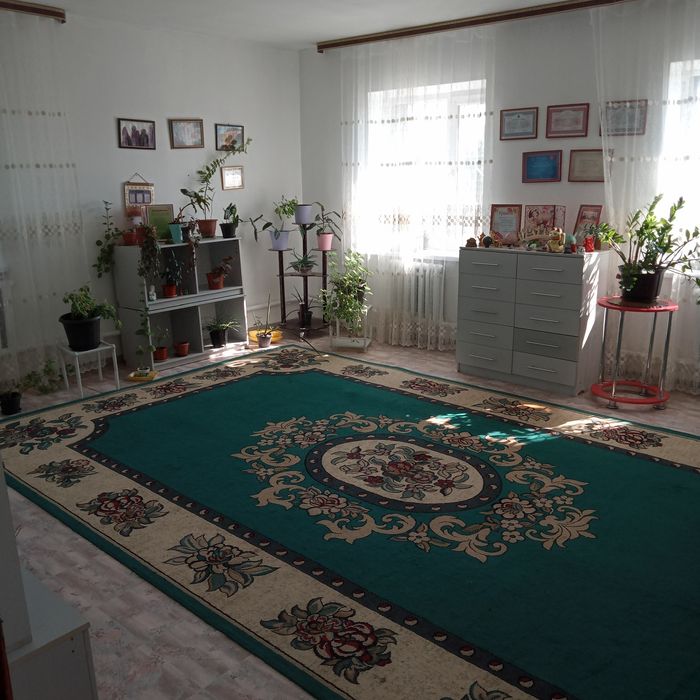 Продам срочно большой коттедж