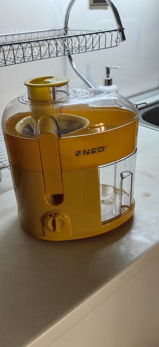 Продавам сокоизтисквачка Neo SK-400