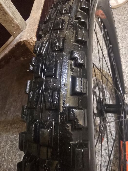 Външна гума Maxxis Minion DHF 29x2.50