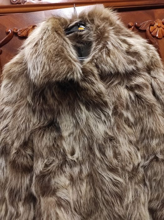 Haina lunga din blana de raton cu par lung