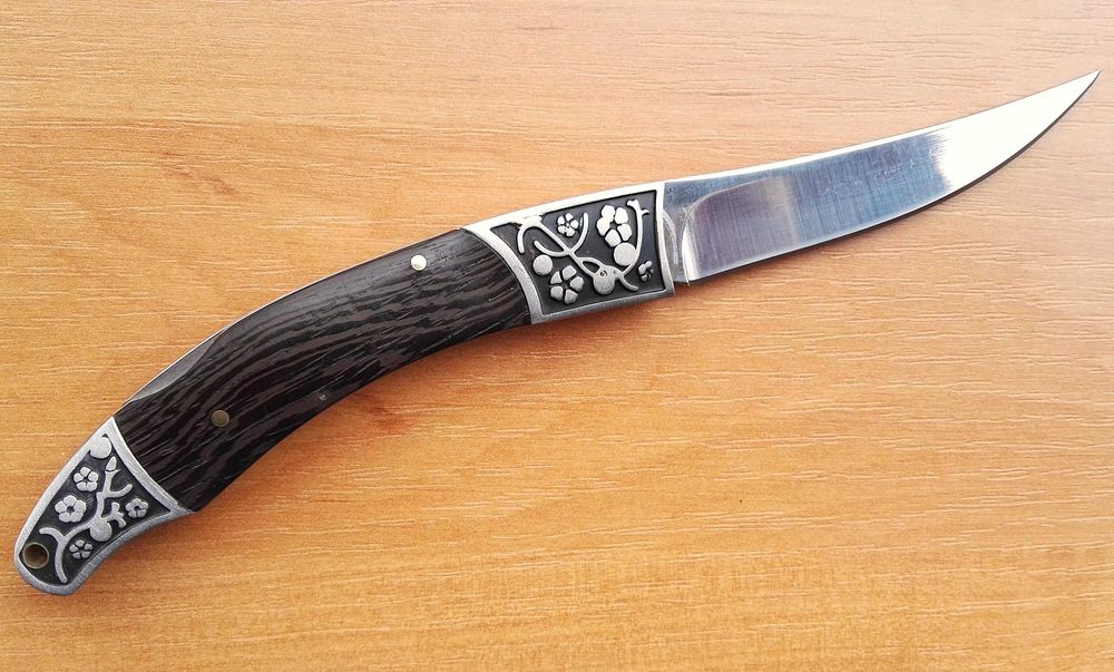 Сгъваем нож /21,5 см /