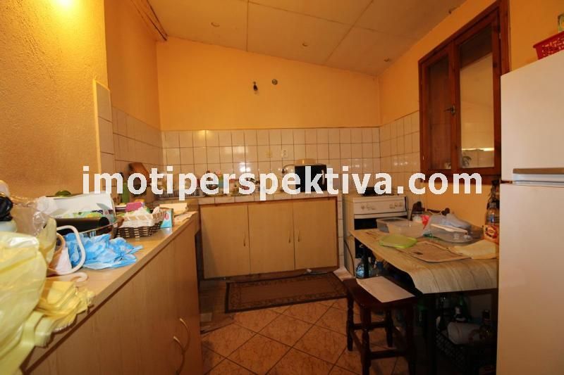Продава се Къща в Пловдив, Център - 380 кв.м за 790 €/кв.м - Снимка #3