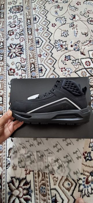Кроссовки Ботинки Under Armour