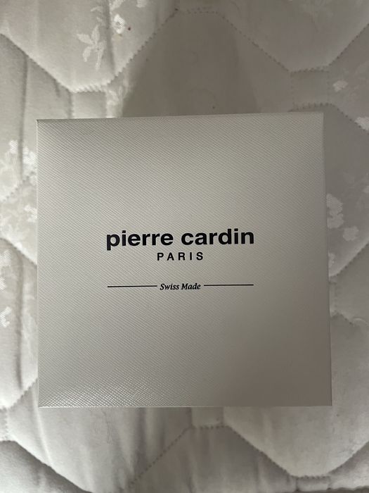 Позлатен часовник Pierre Cardin