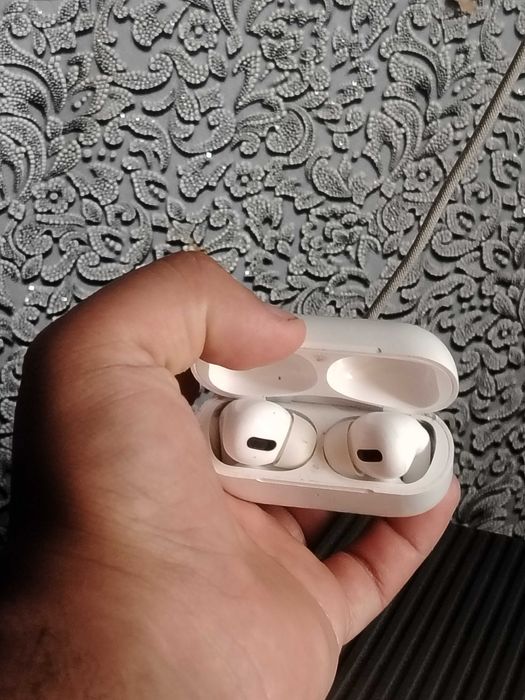 Наушники Airpods  pro