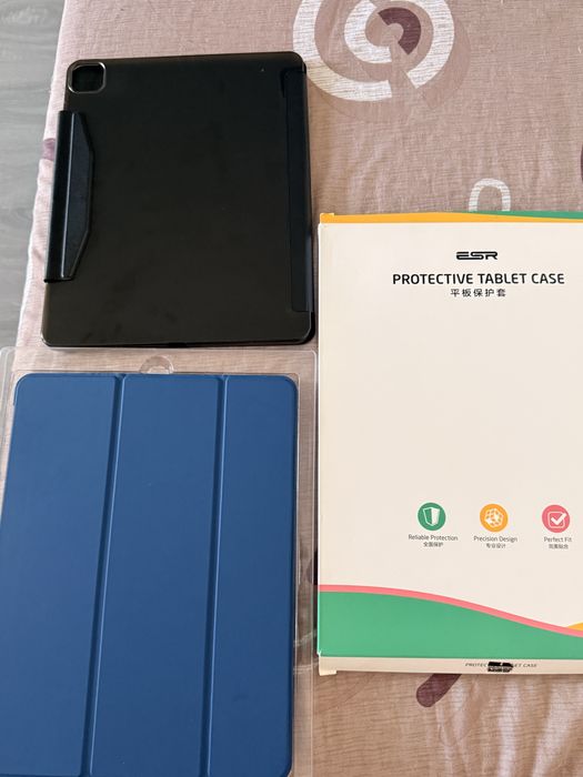 Huse Ipad 12.9 inch marca ESR