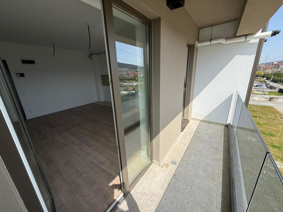 PF, vand ap 2 camere, bloc nou, finisaje moderne