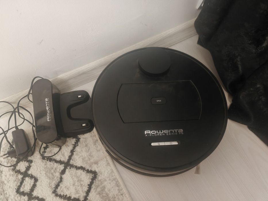 Aspirator robot Rowenta E-xplorer serie 75  defect