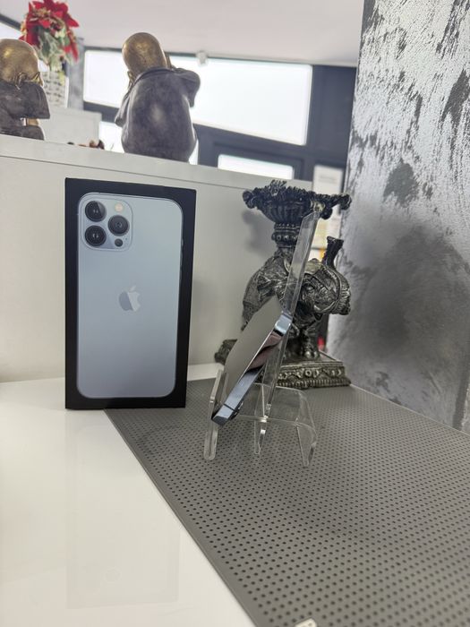 Vand iphone 13 pro max de 128 gb