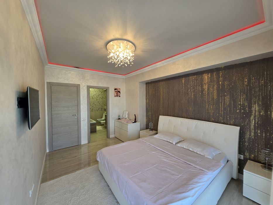 Apartament 3 camere white tower