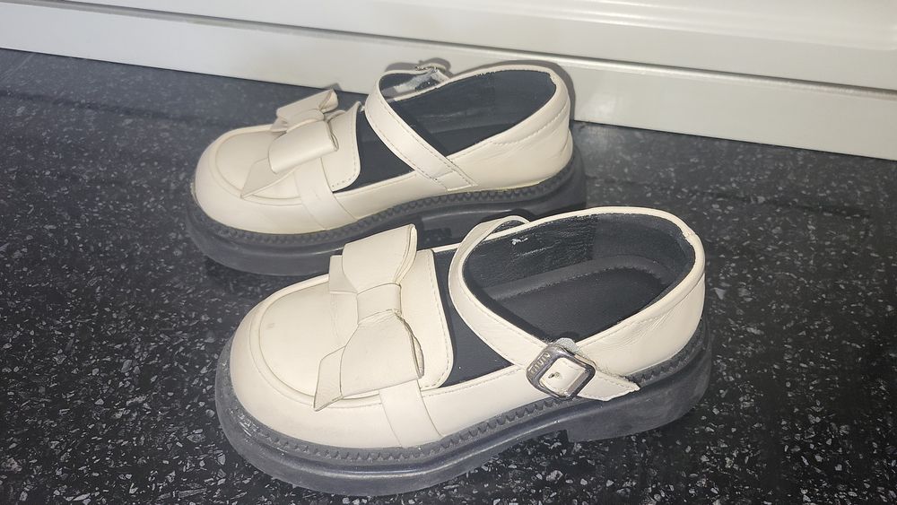 Обувь детская для школы