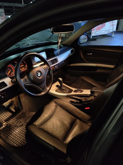 BMW 3 Series 2012 — imagine 3