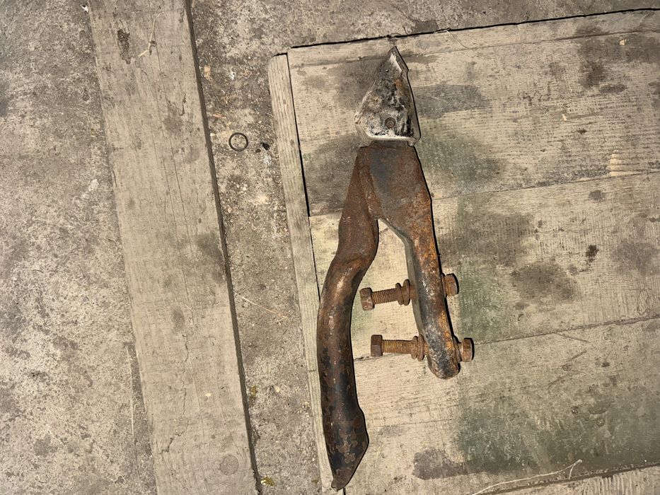 Продам нарылники на John deere