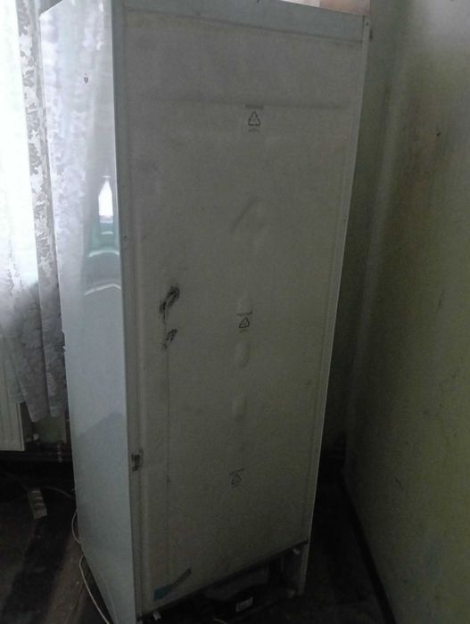 Vând combină frigorifică Zanussi