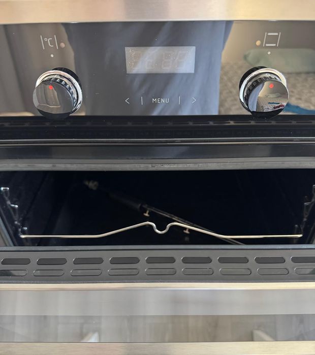 Духовой шкаф Hansa