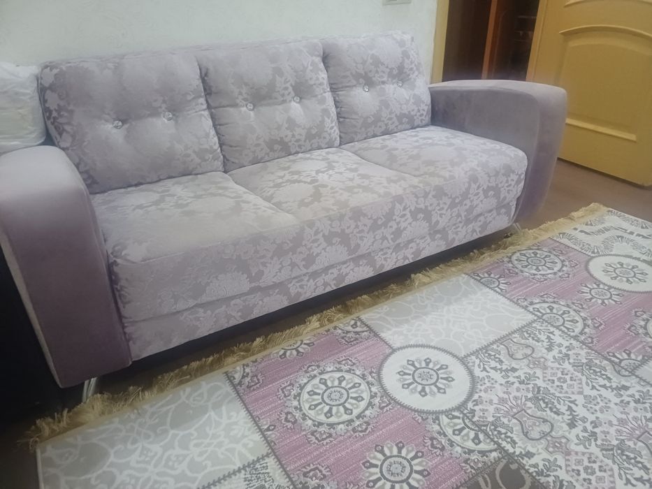 Продам диван в хорошем состоянии
