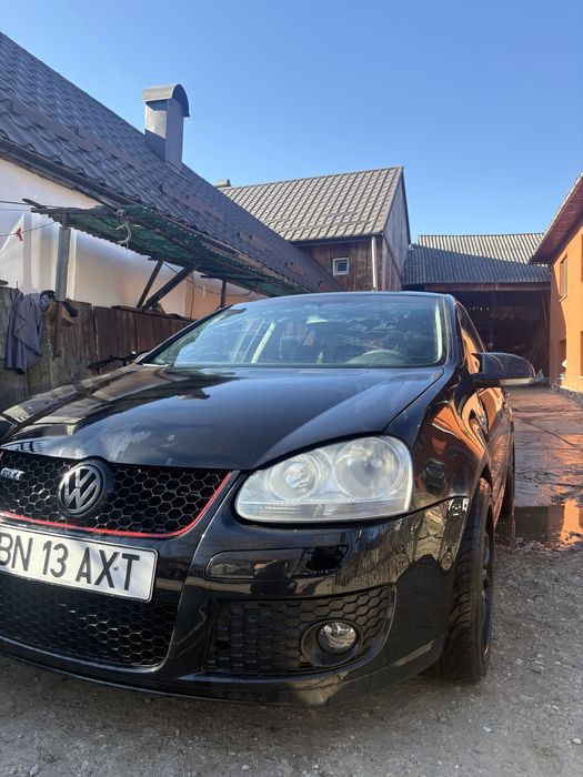 Vând golf 5 140 in stare foarte buna