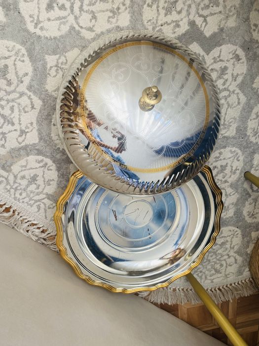 Блюдо с крышкой 2 штуки