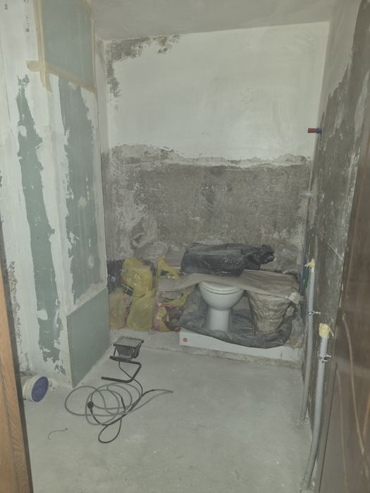 De vanzare apartament 2 camere decomandat, 54 mp, bl. C4, sc. 1, et. 3