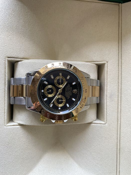Два модела Rolex Daytona Cosmograph