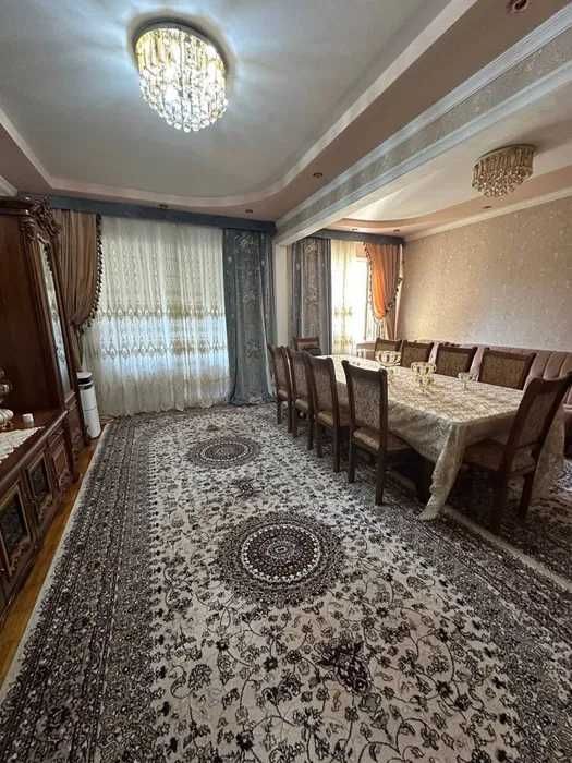 Продается квартира 4/4/5 на Карасу 1