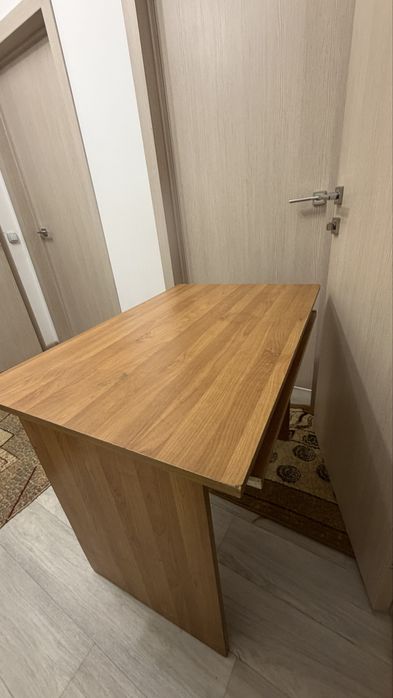 Продви стол за 6.000