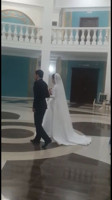 Свадебное платье