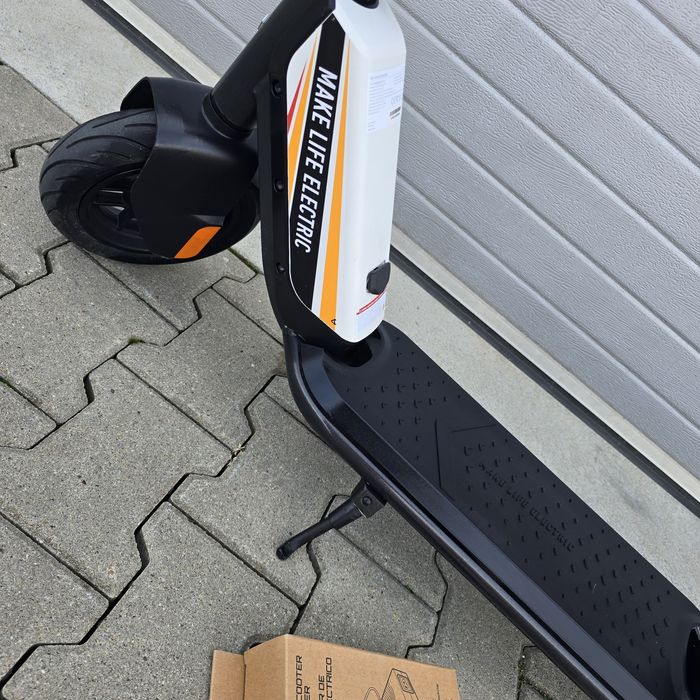 Trotinetă electrică pliabilă Niu Kqi1 Pro, 20 km/h, 25 km autonomie, anvelope 9 inch