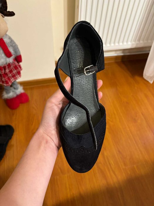 Pantof cu toc dama negru bluemarin