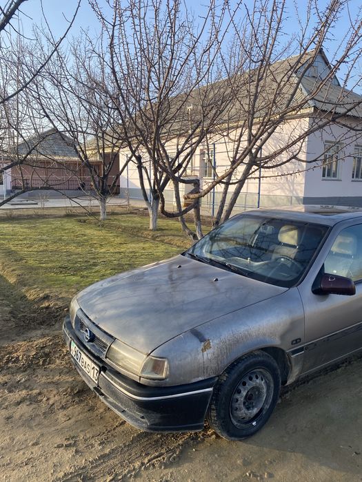 opel vektra 2куб