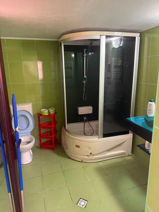 Casă spațioasă de vânzare în Lelești, Gorj!