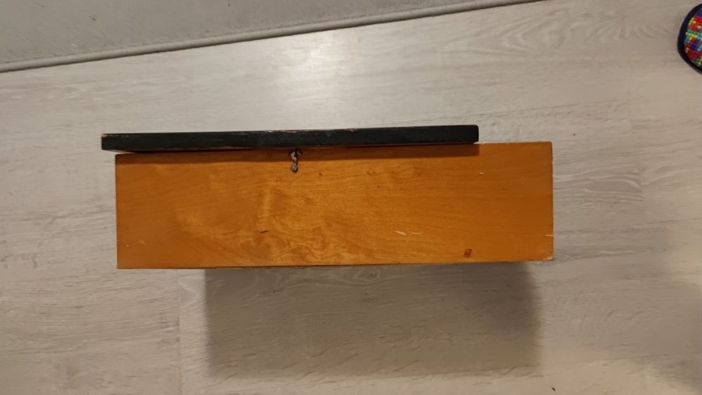 Vând carcasa ceas pendula Iantar