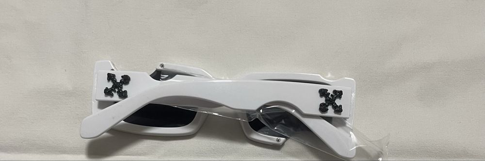 Ochelari Off-White!