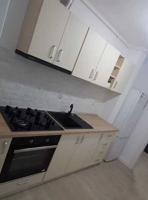 Дава се под наем Двустаен апартамент в Бургас, Изгрев - 58 кв.м за 67100 € - Снимка #2