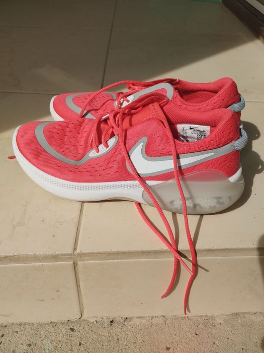 найк маратонки оригинални