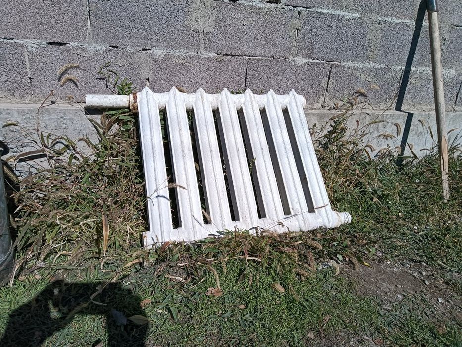 Батарея чугунная